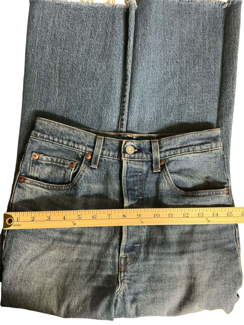 Levi's Premium Ribcage Flare High Rise CUT OFF Jeans Size W27 - Picture 11 of 15